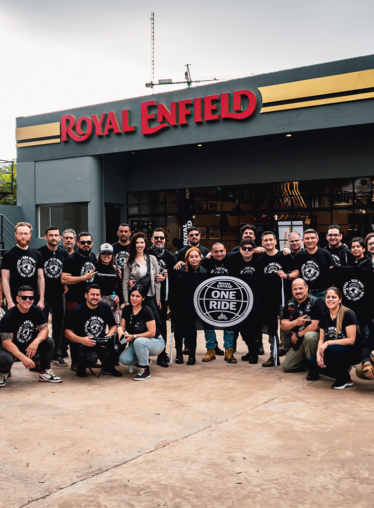 one 3 1 - Royal Enfield Paraguay